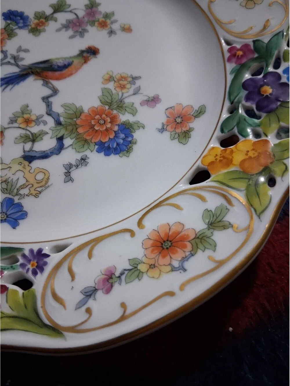 Union T Porcelain Floral and Bird Decorative Plate